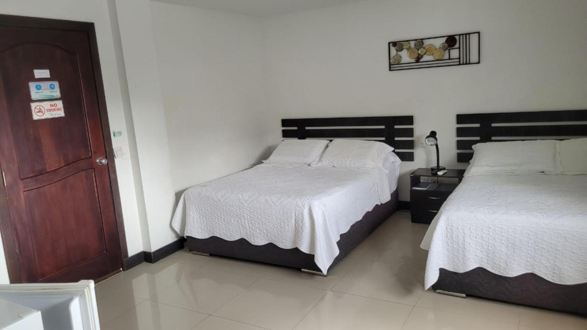 Hostal Marlyn ซานอันเดรส ภายนอก รูปภาพ