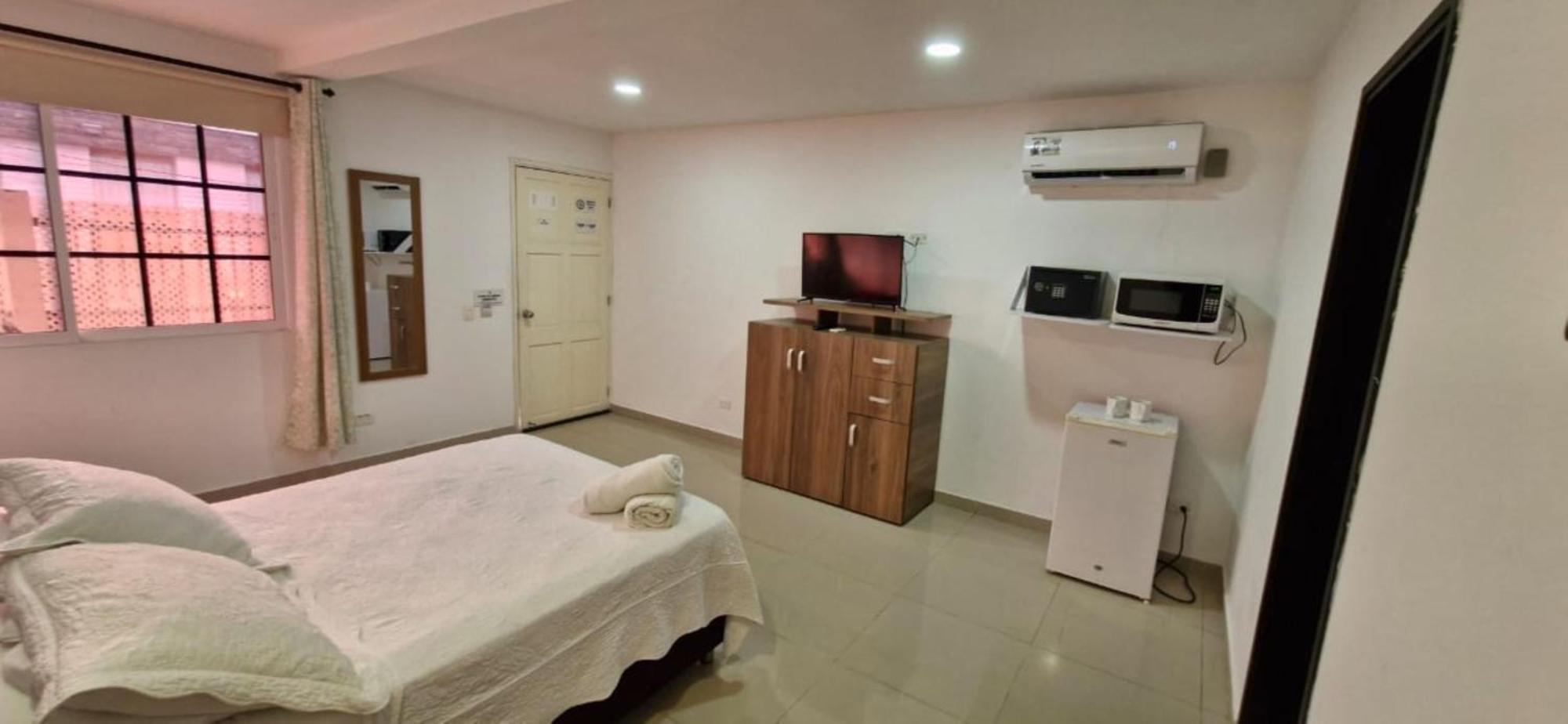 Hostal Marlyn ซานอันเดรส ภายนอก รูปภาพ