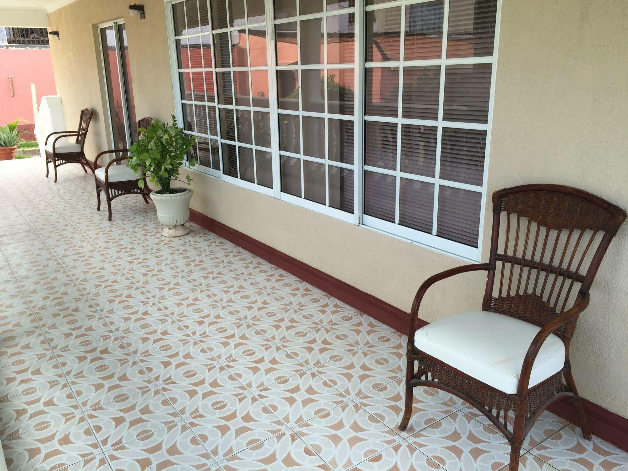 Hostal Marlyn ซานอันเดรส ภายนอก รูปภาพ